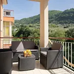 Nonno Angelo - 4 Bedrooms With Free Parking & Seaview Balcony Apartman Sorrento