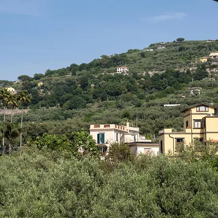 Nonno Angelo - 4 Bedrooms With Free Parking & Seaview Balcony Apartman *