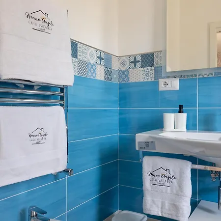 Apartamento Nonno Angelo - 4 Bedrooms With Free Parking & Seaview Balcony