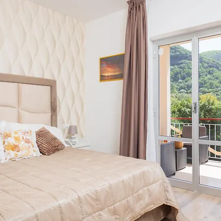 Nonno Angelo - 4 Bedrooms With Free Parking & Seaview Balcony Apartamento *